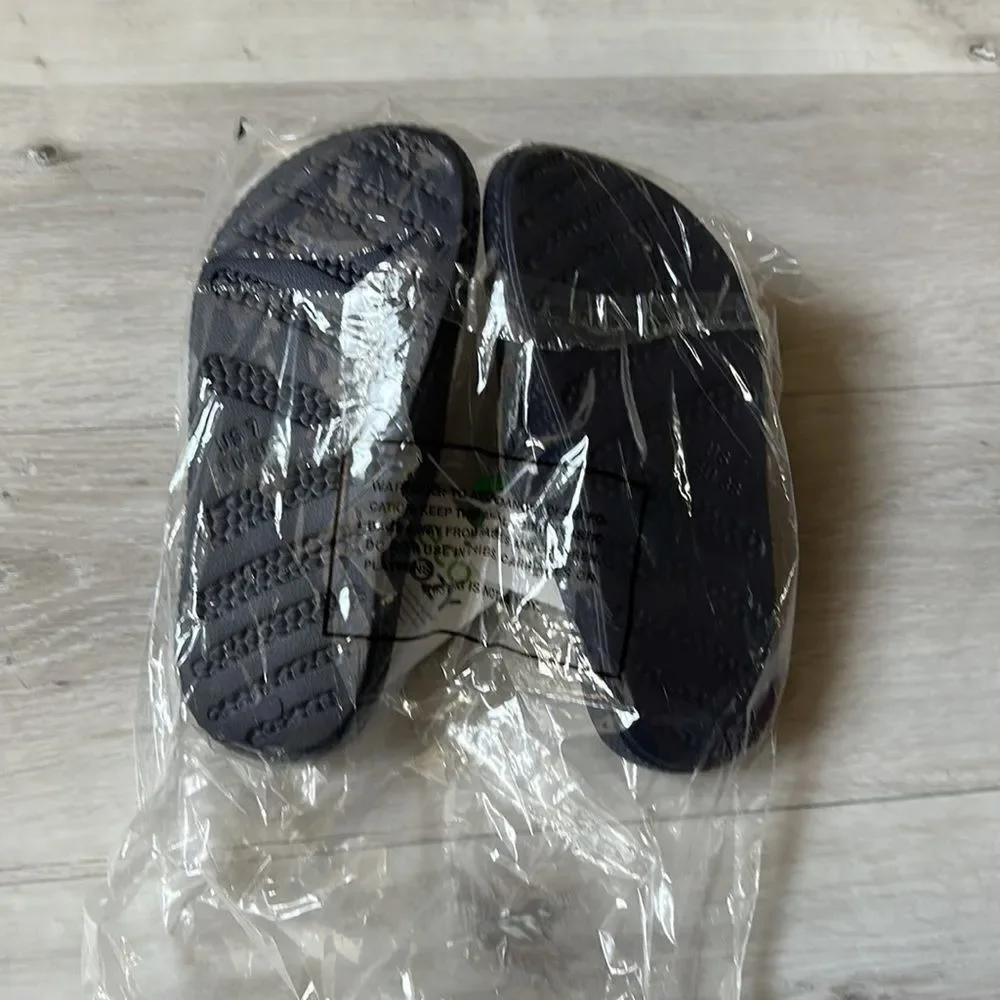 EcoCozy Dearfoams Men's Sustainable Comfort Slide Sandal Navy 7 NWT IN‎ PKG